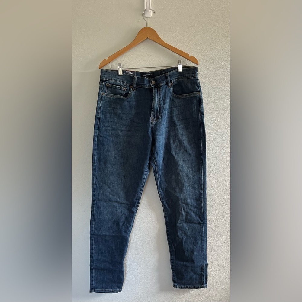 Lucky Brand 410 Athletic Straight Advanced Stretch Jean